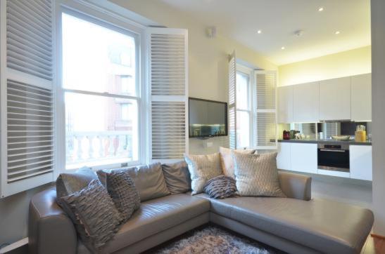 Modernized South Kensington Apartments 伦敦 外观 照片